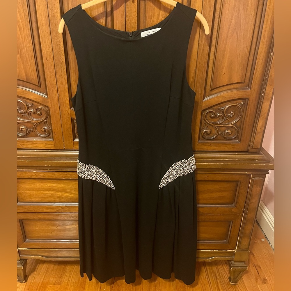 Teri jon rickie freeman size 8 black dress